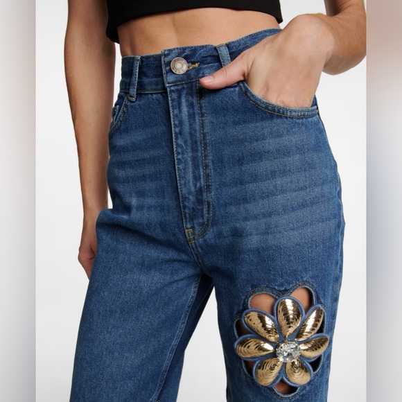 Area High Rise Jeans - Picture 4 of 14